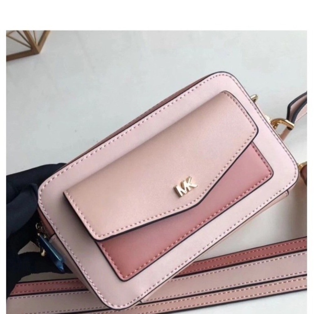 Michael Kors Camera Small Tri-color Multicolor Leather Cross Body Bag